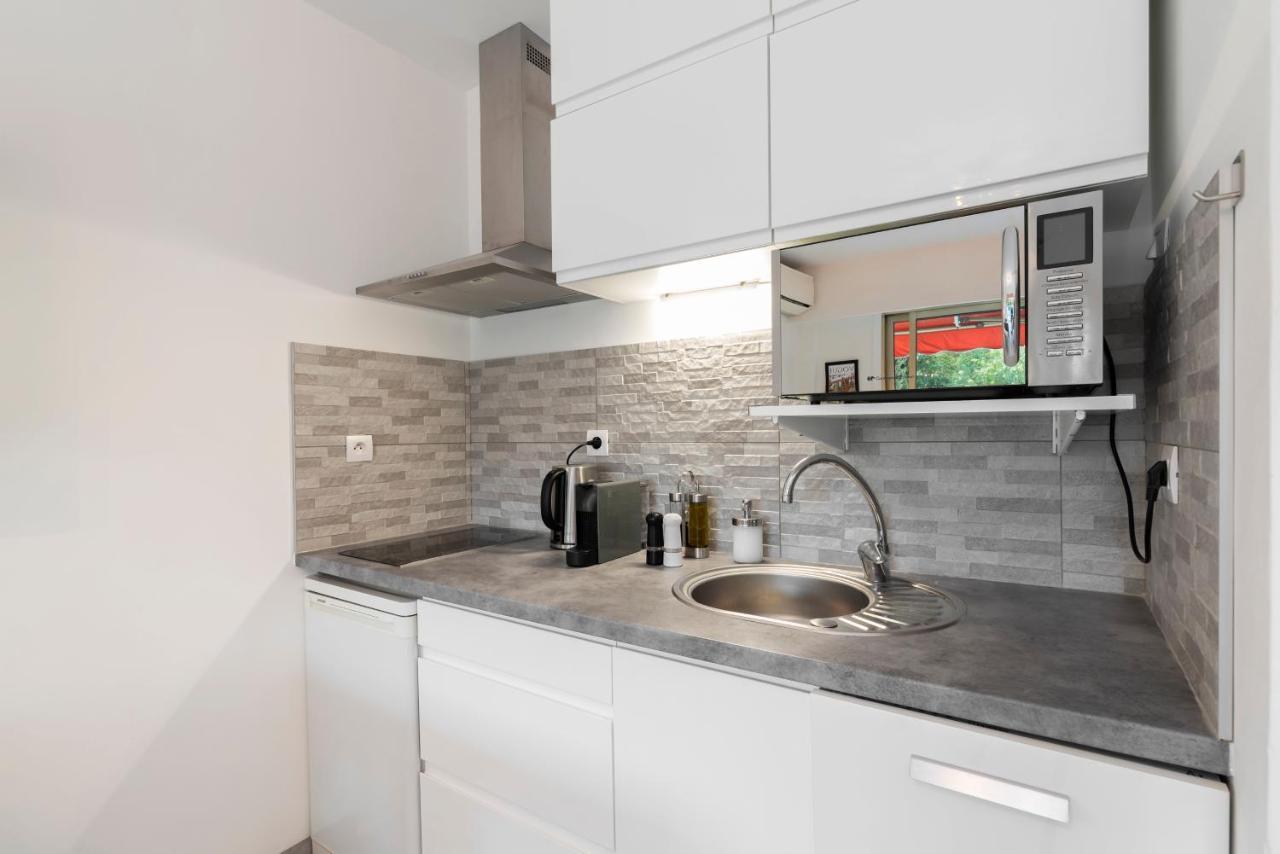 Appartement 2 Pieces Au Calme Proche Martinez Avec Parking Prive Cannes Buitenkant foto