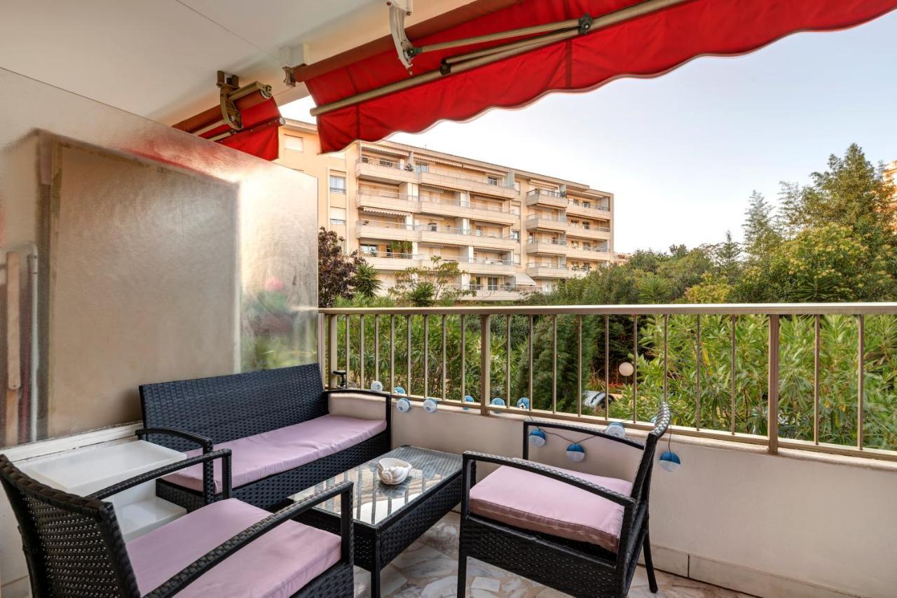 Appartement 2 Pieces Au Calme Proche Martinez Avec Parking Prive Cannes Buitenkant foto